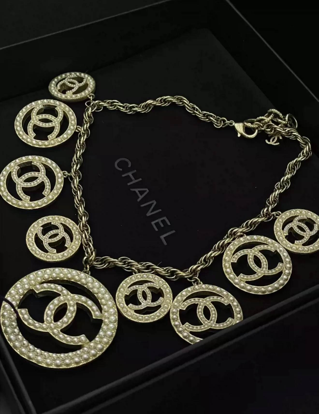 Chanel 17A double CC pearl necklace - Image 7