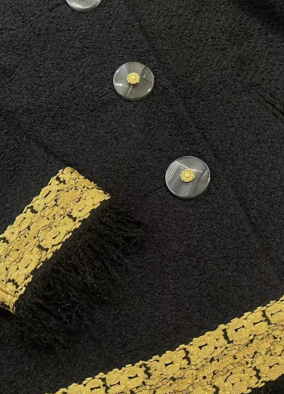 Chanel 17A Black and Gold tweed Jacket - Image 3