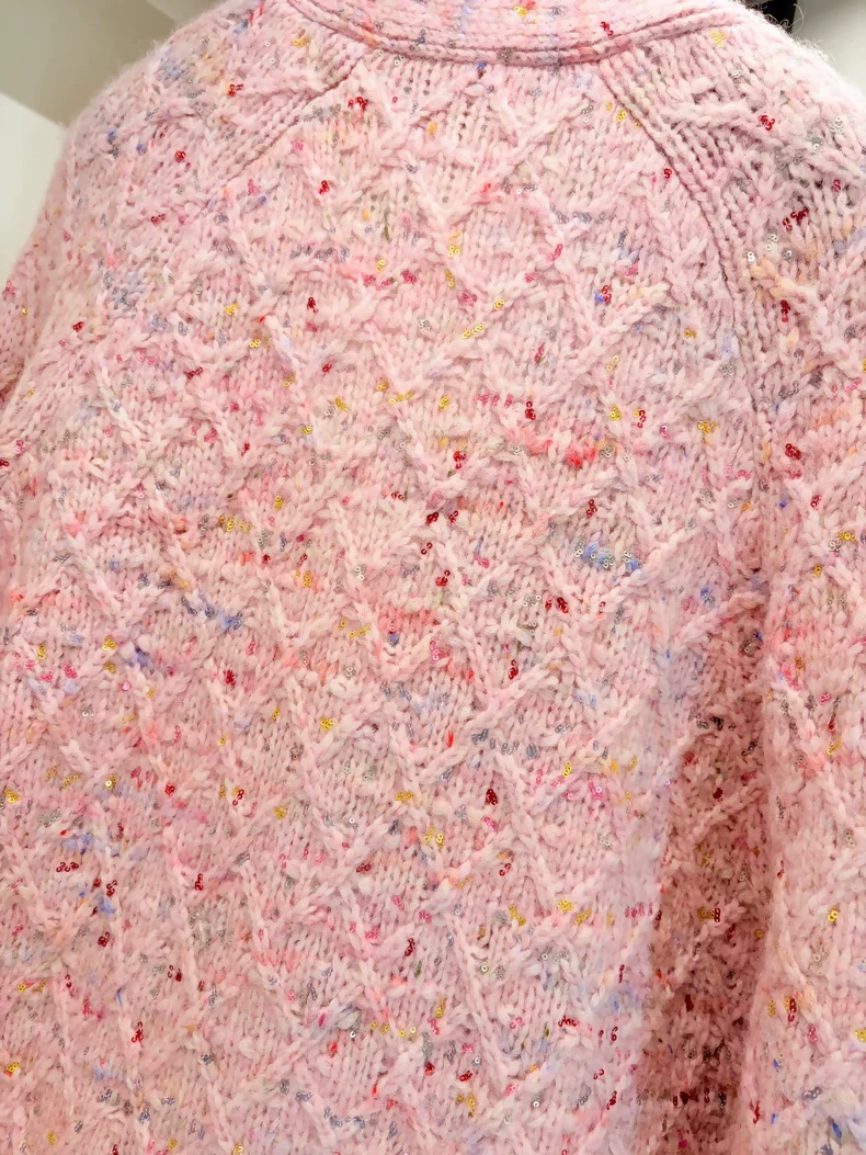 Chanel 17A pink cashmere tweed cardigan - Image 8