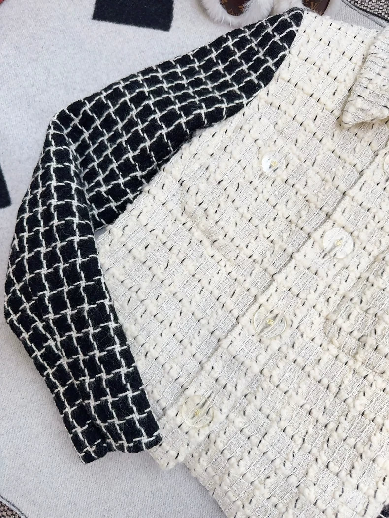 Chanel 17A ecru/black tweed jacket - Image 3
