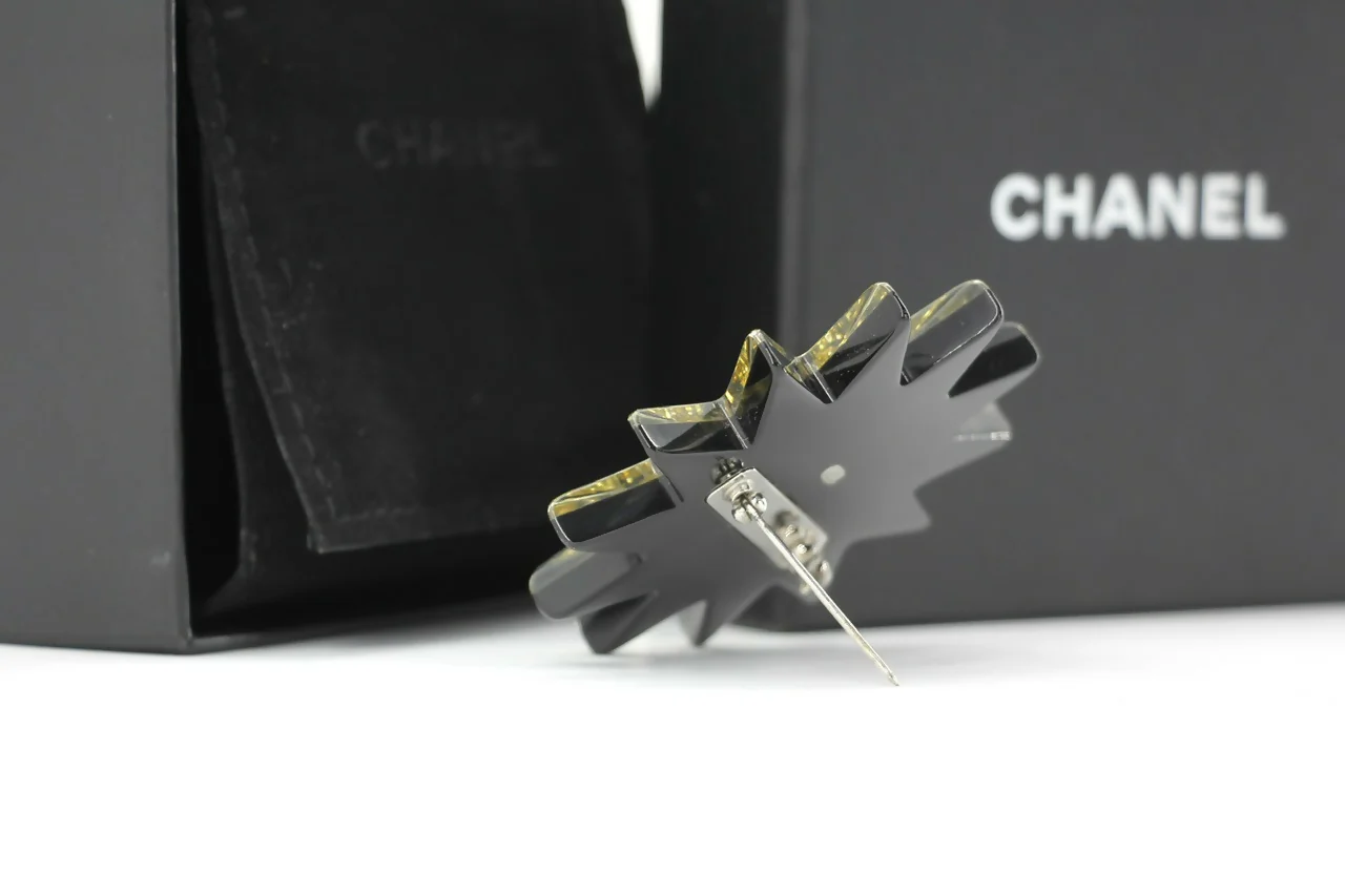 Chanel 17K Acrylic Black & Gold Micro-Sparkle Sun Motif Brooch - Image 6