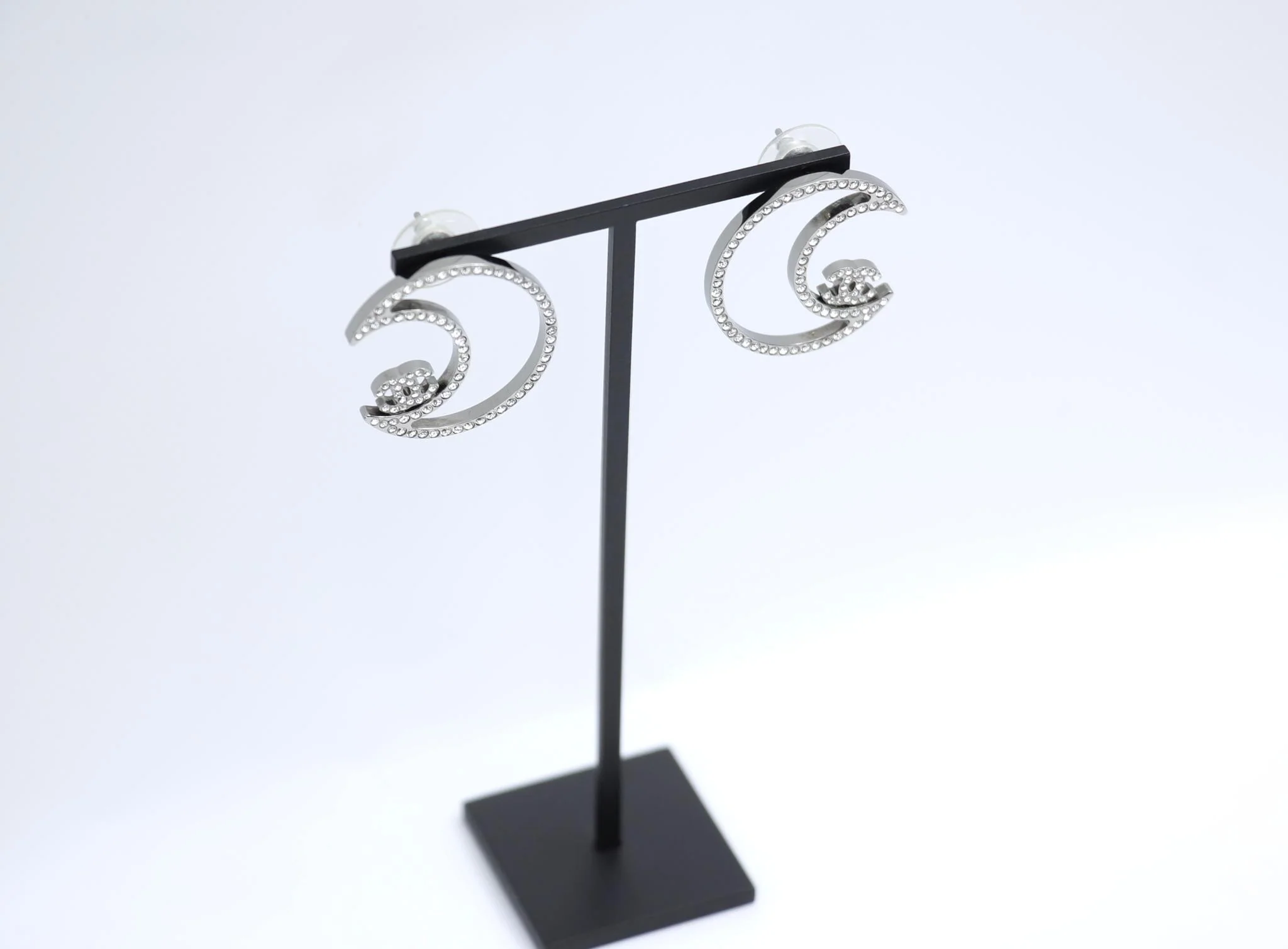 Chanel 17K Rhinestone Moon Silver Earrings - Image 13