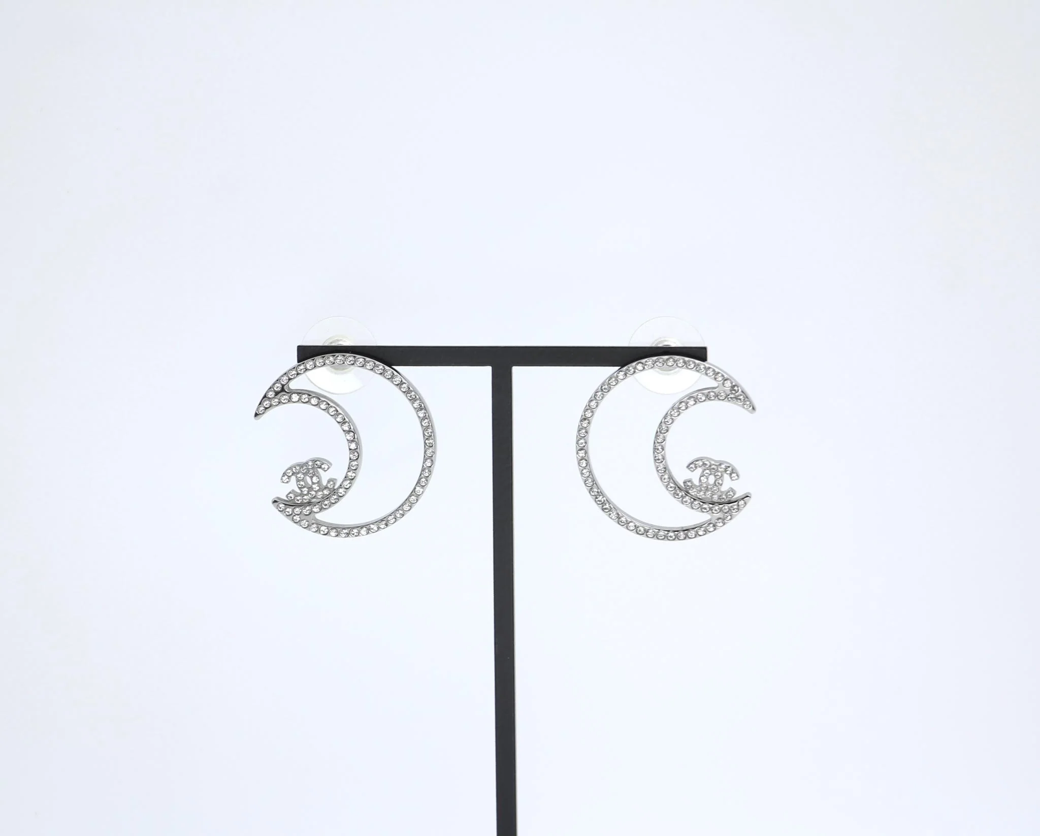Chanel 17K Rhinestone Moon Silver Earrings - Image 14