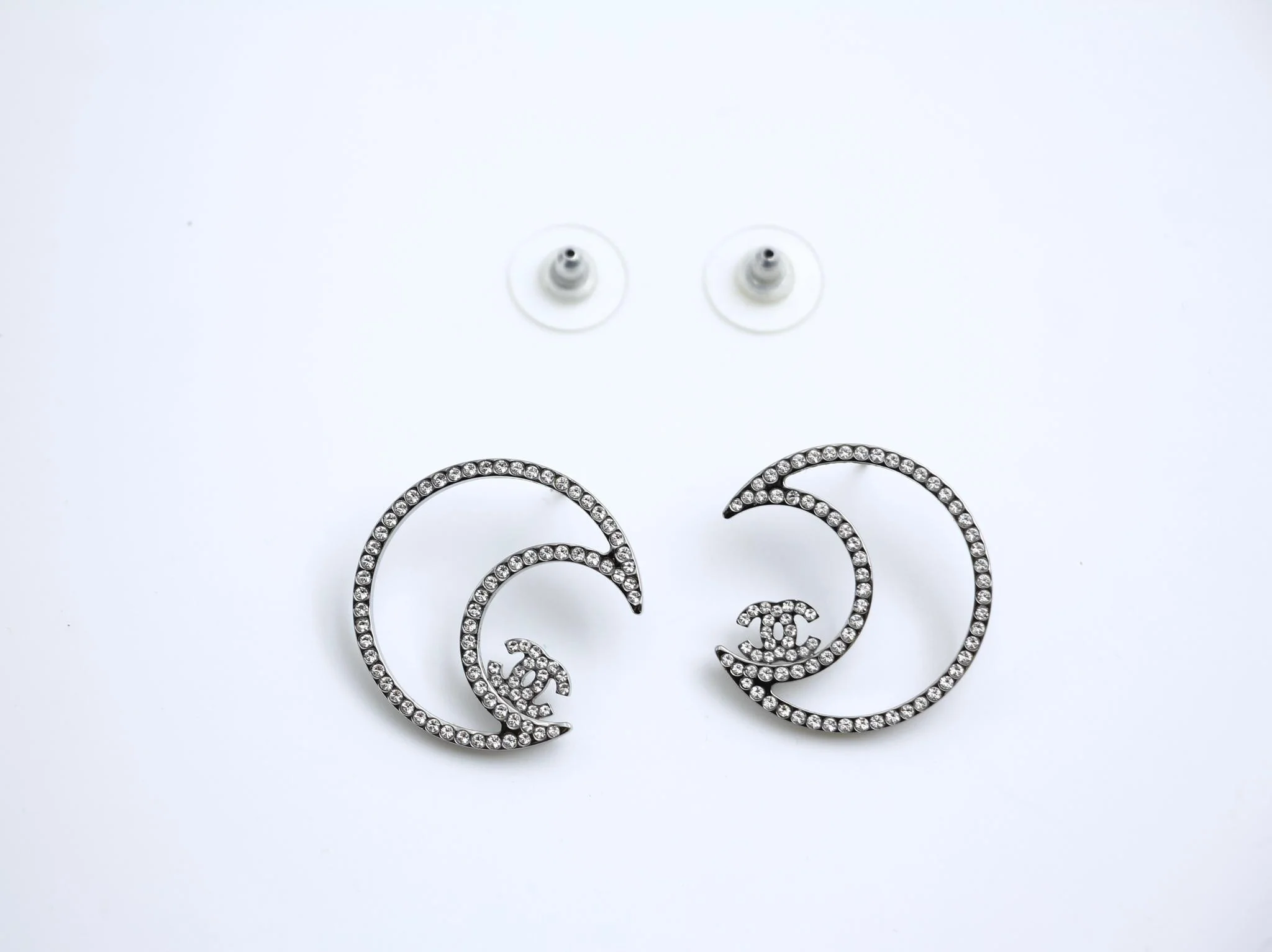 Chanel 17K Rhinestone Moon Silver Earrings - Image 2