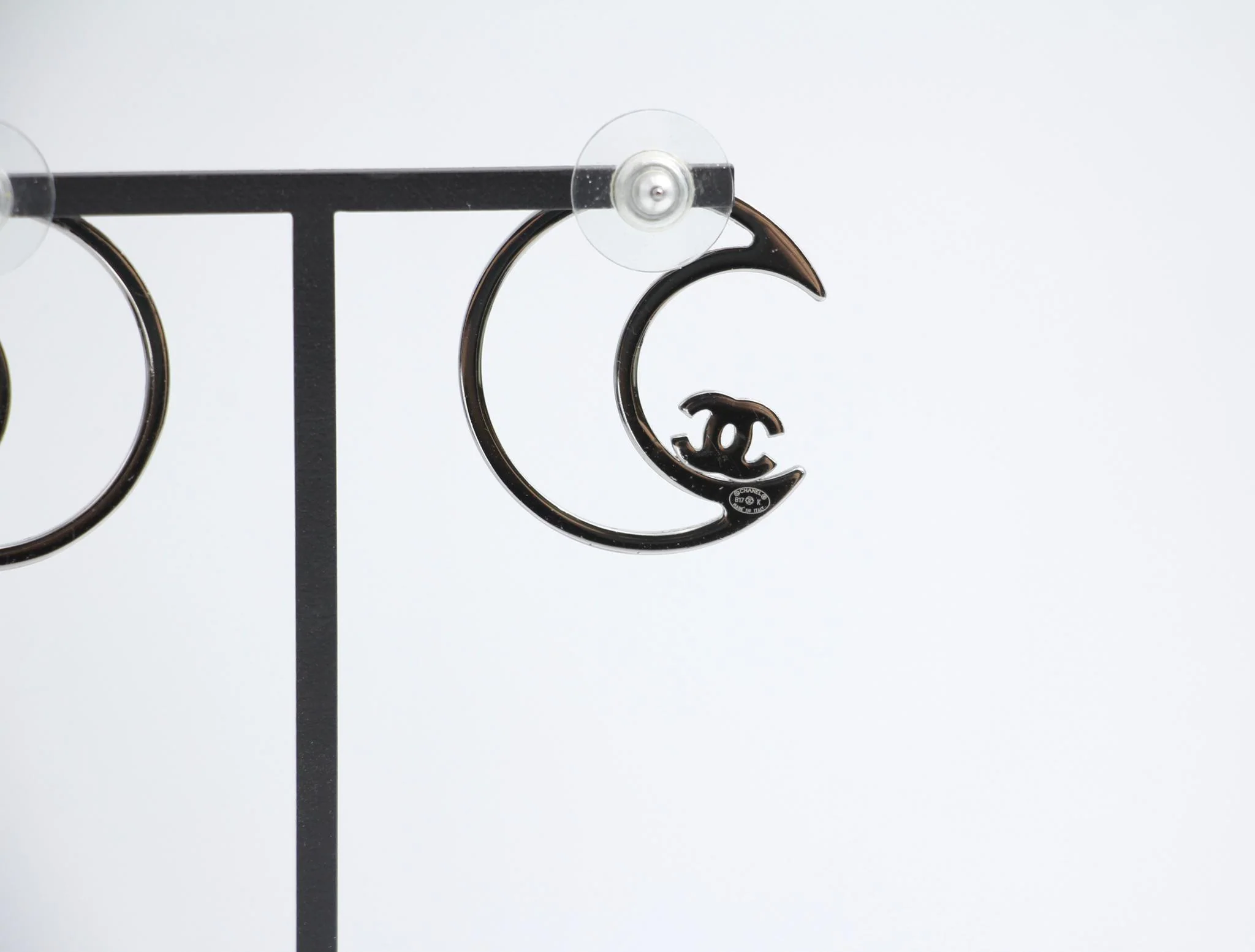 Chanel 17K Rhinestone Moon Silver Earrings - Image 8
