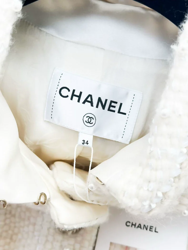 Chanel 18A ecru tweed dress/jacket - Image 5