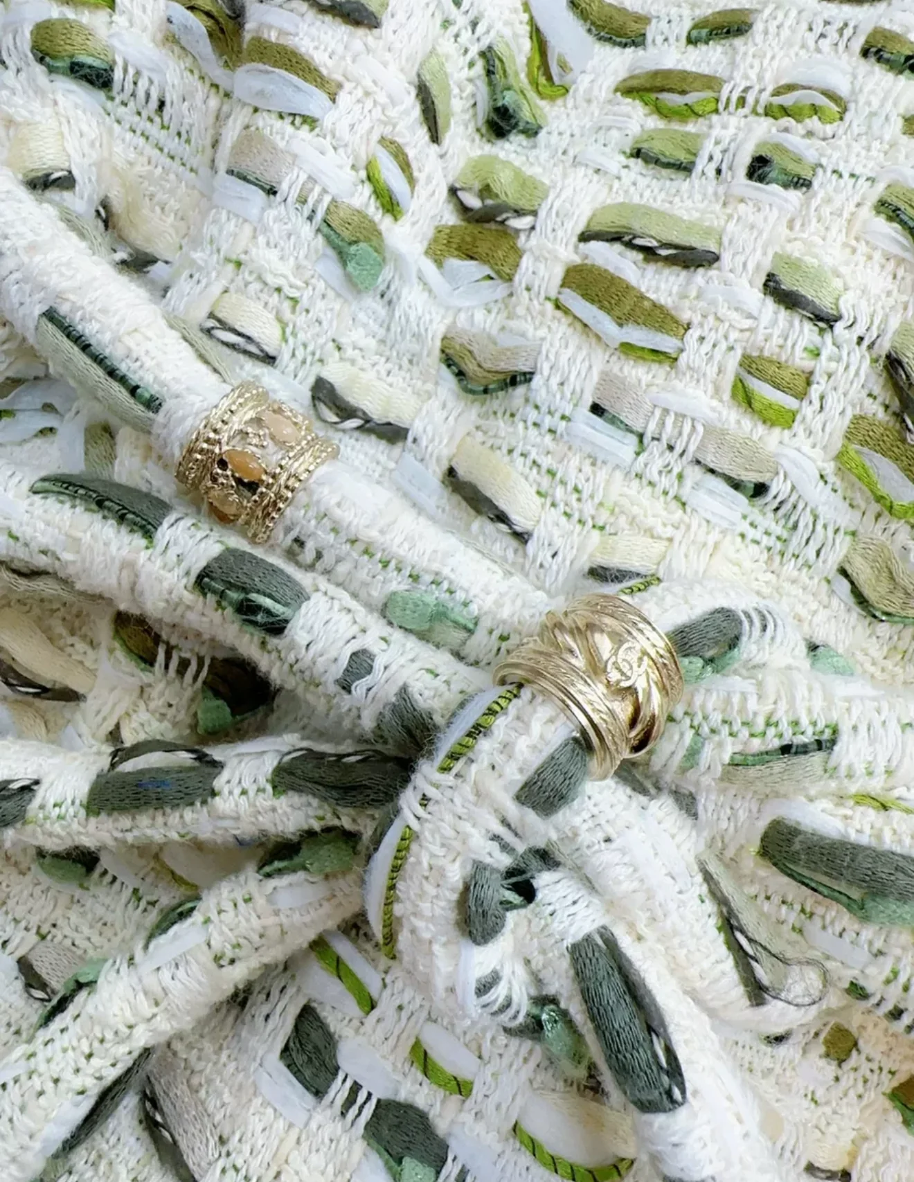 Chanel 18c Green tweed Jacke - Image 3