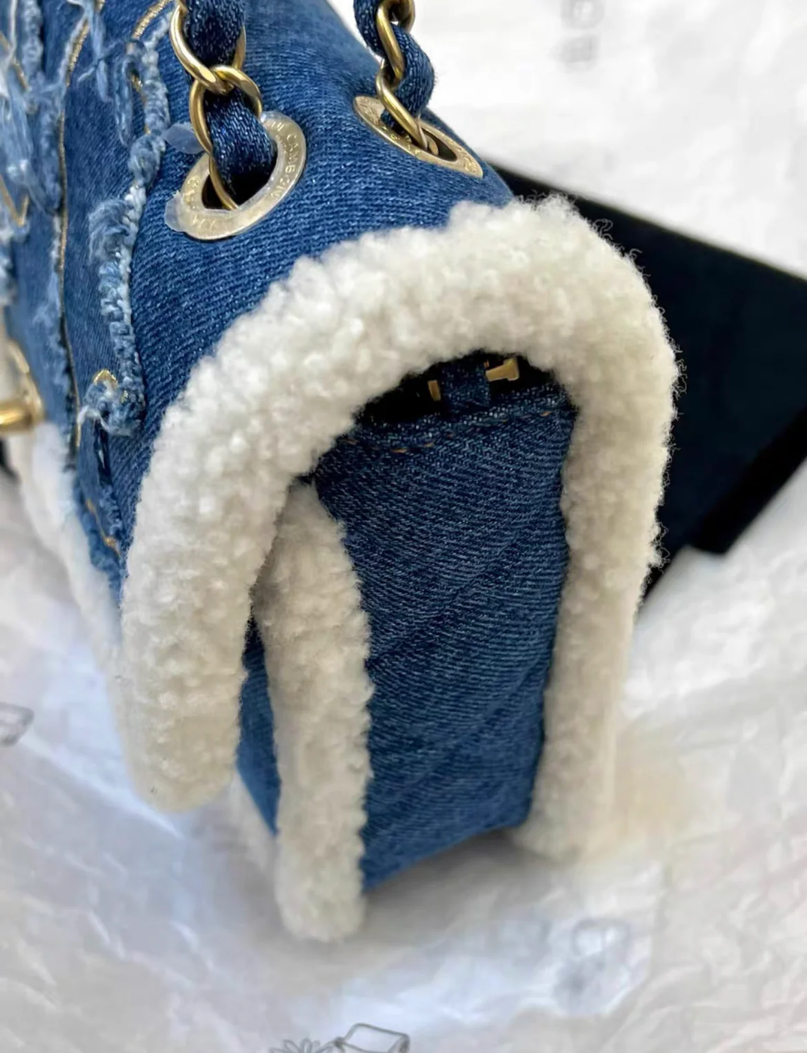 Chanel 19 Paris-Egypt Blue Denim & Shearling Hieroglyph Flap Medium - Image 3