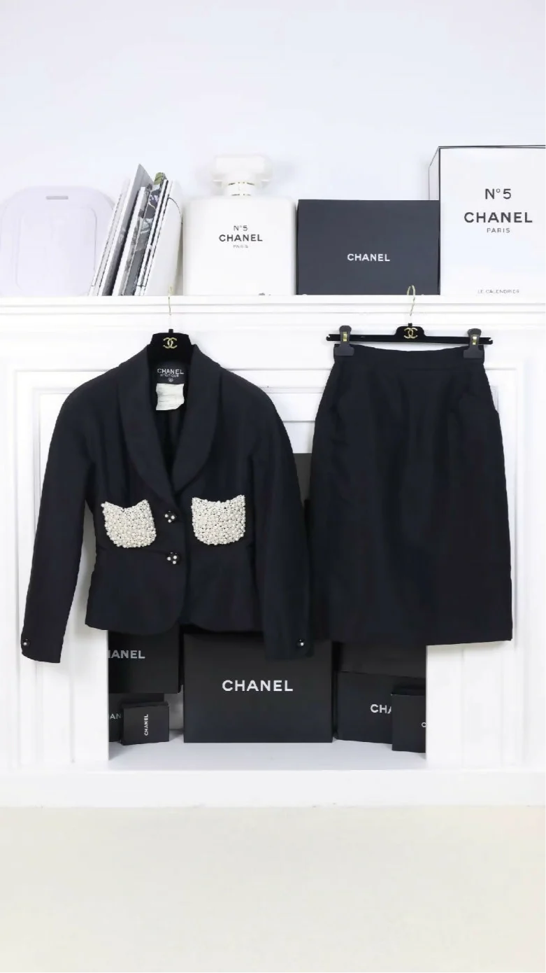 Chanel 1990s black silk suit jacket and skirt set