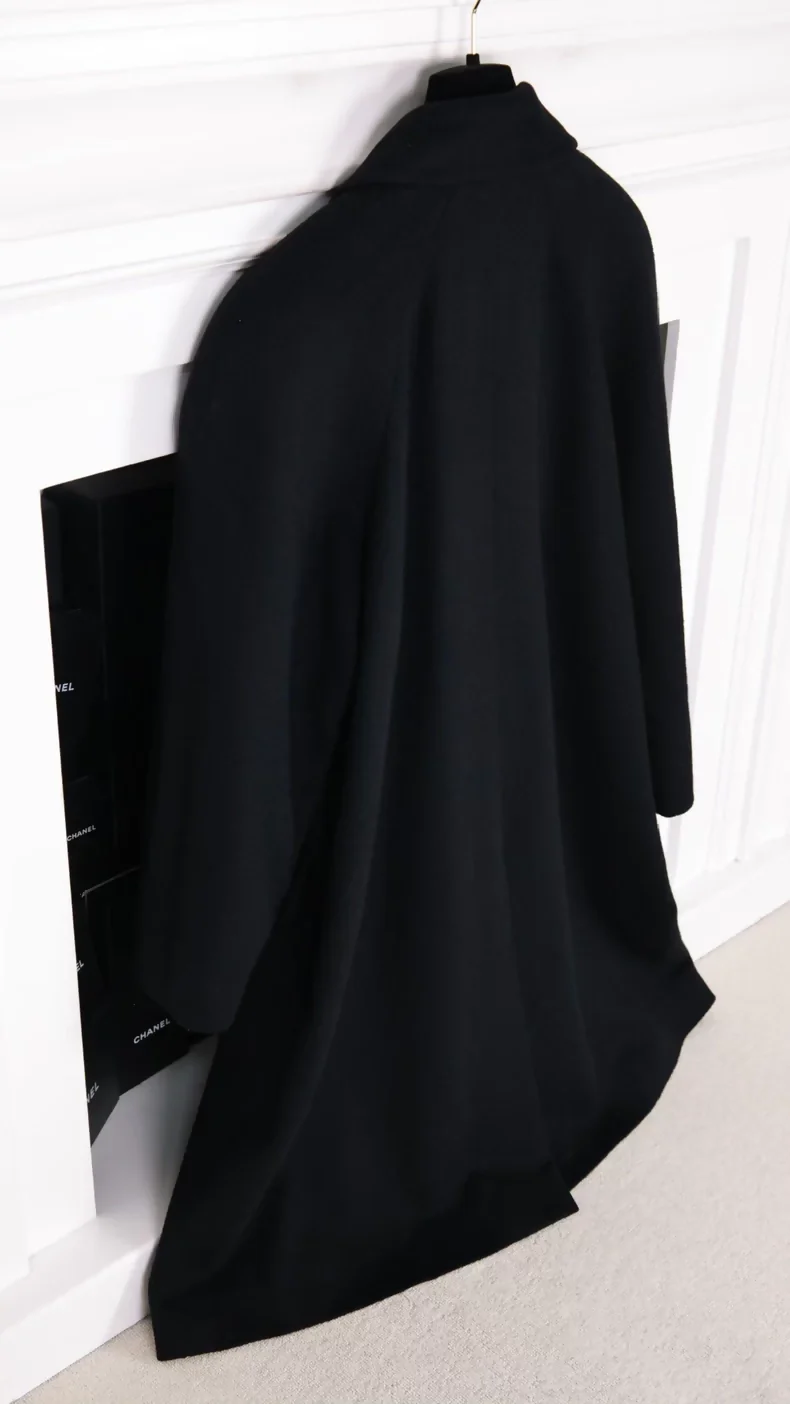 Chanel 1991 Black Wool Coat - Image 3