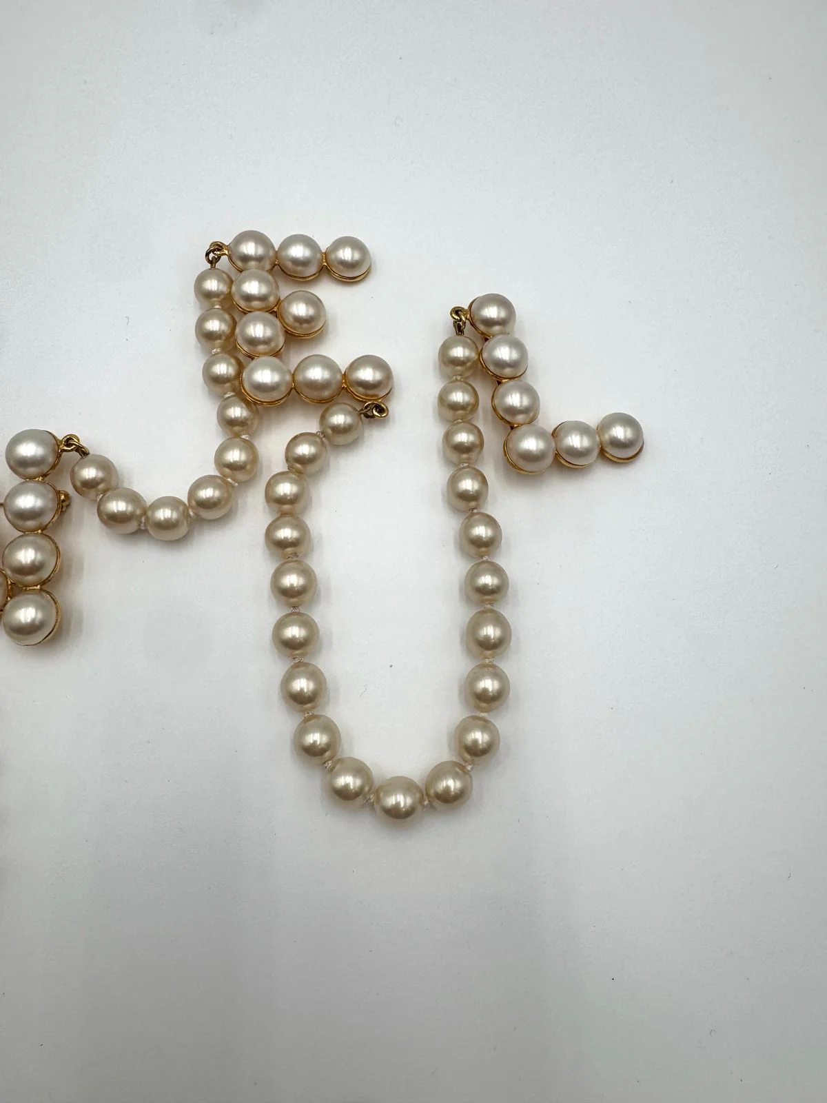 Chanel 1991 pearl letter brooch - Rare - Image 11