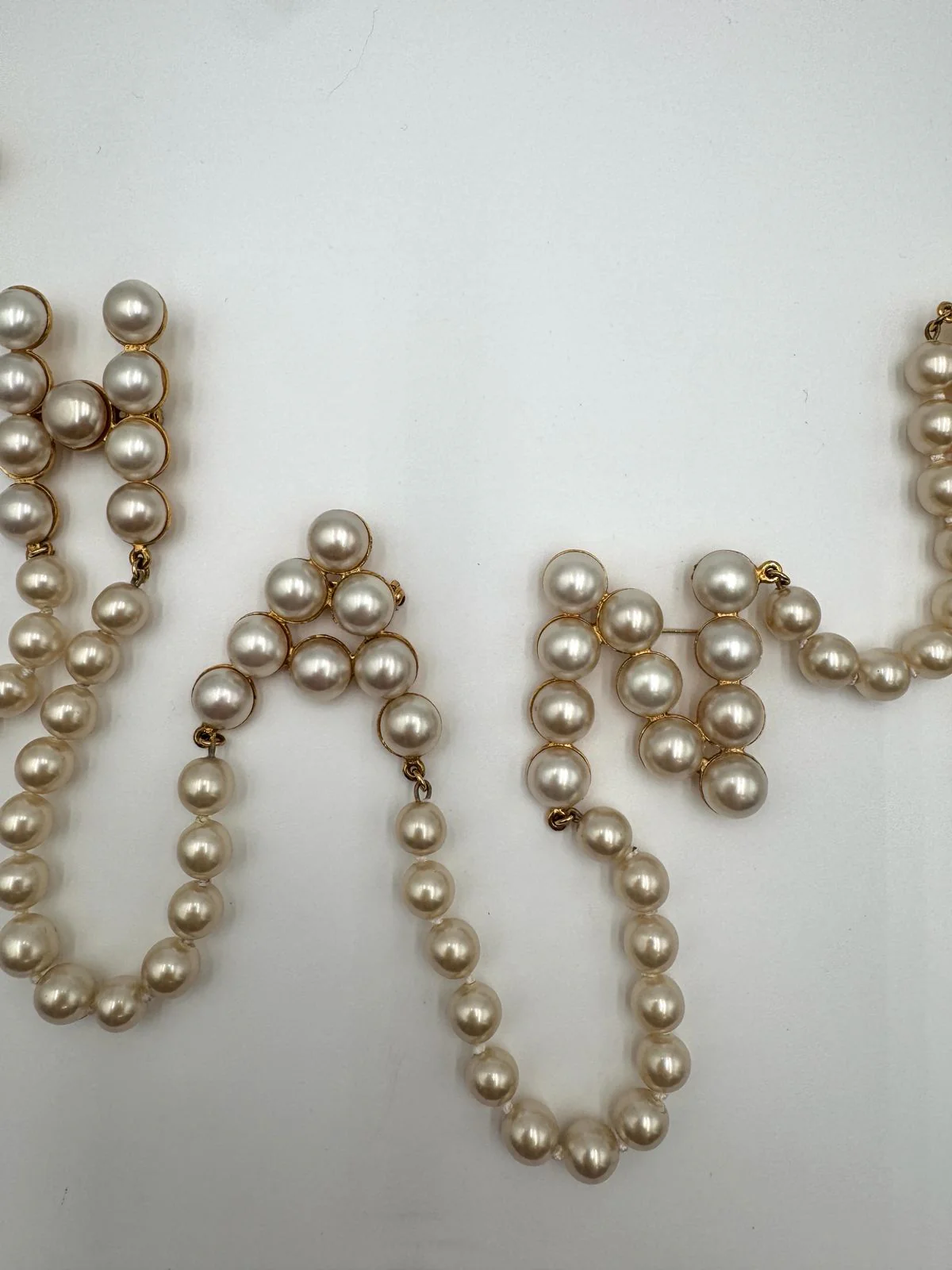 Chanel 1991 pearl letter brooch - Rare - Image 13
