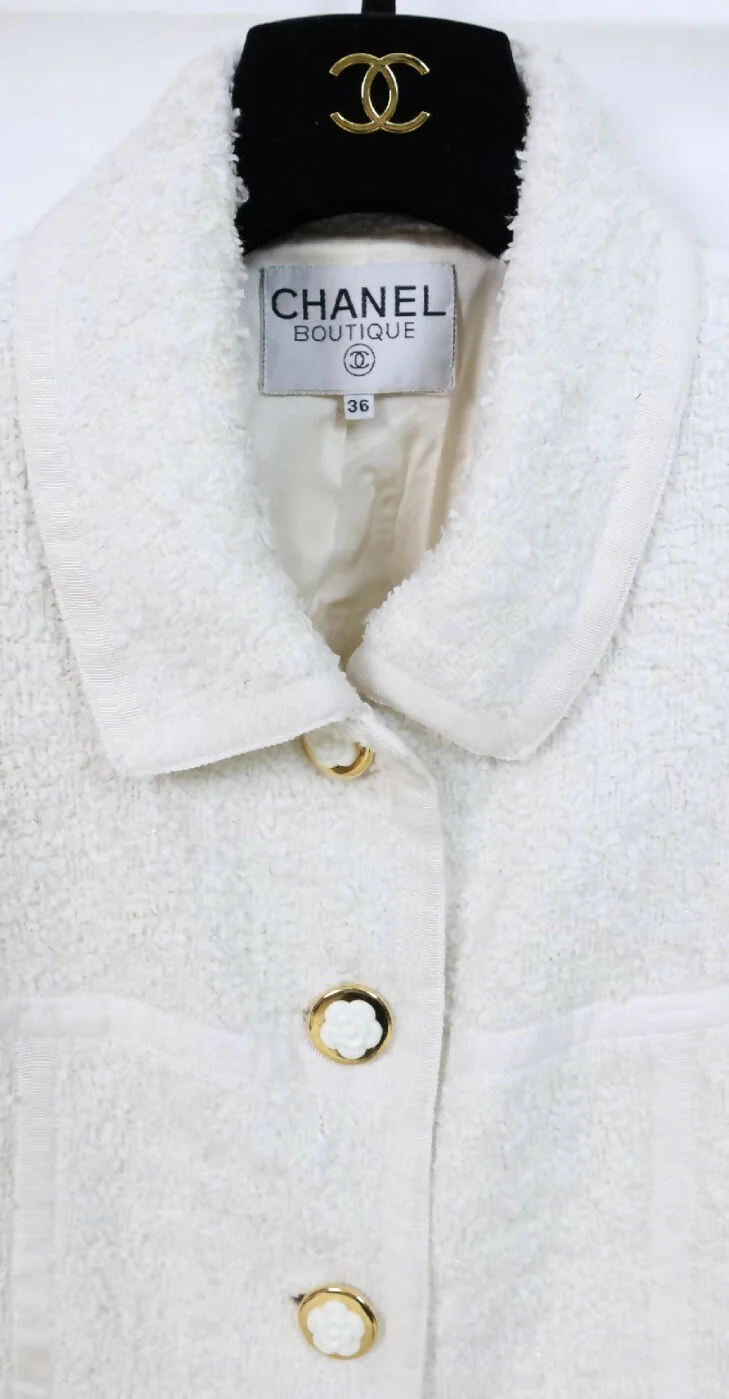 Chanel 1992 ecru camellia jacket - Image 3
