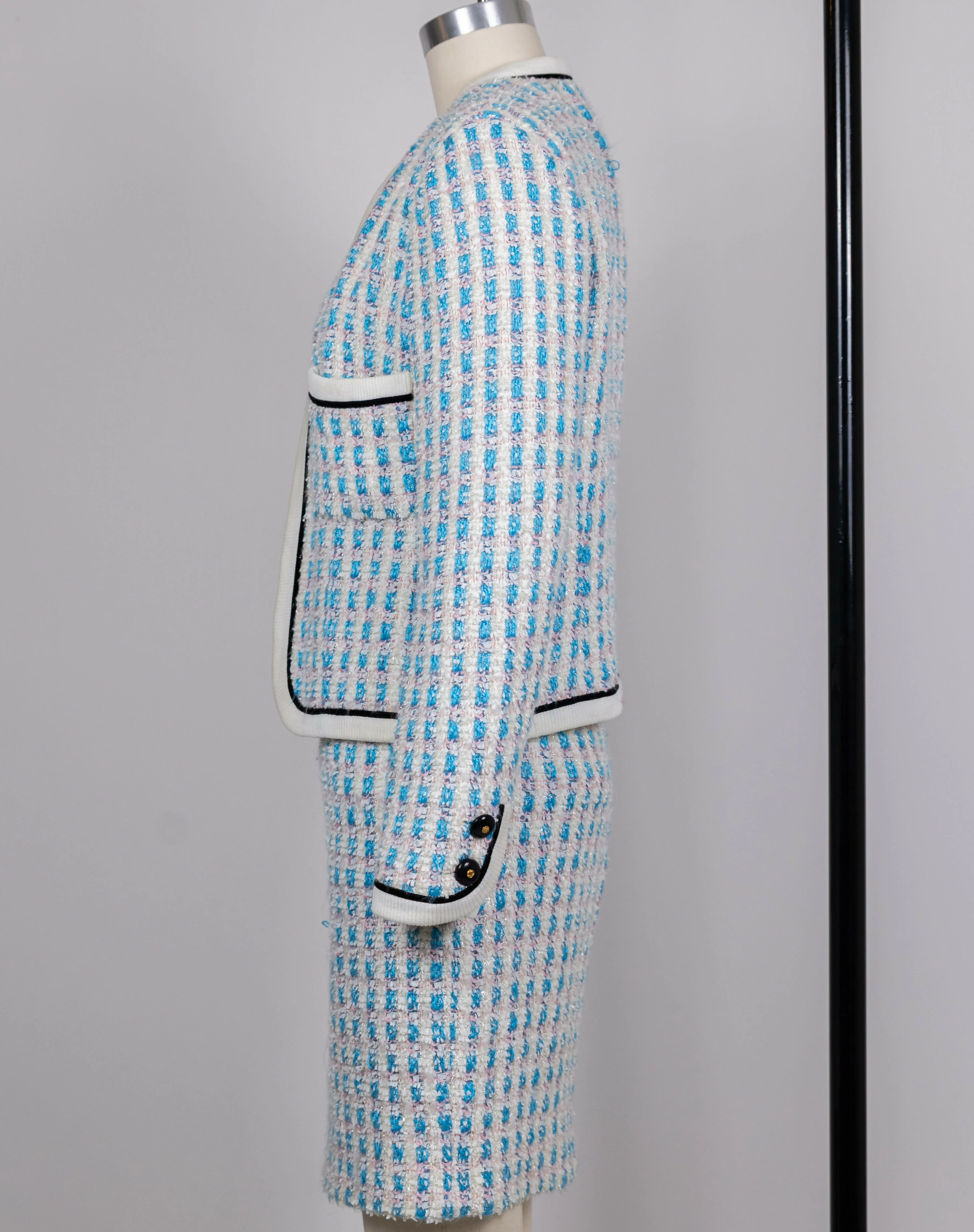 Chanel 1992 Spring/Summer Vintage Blue Tweed Skirt Set - Image 5