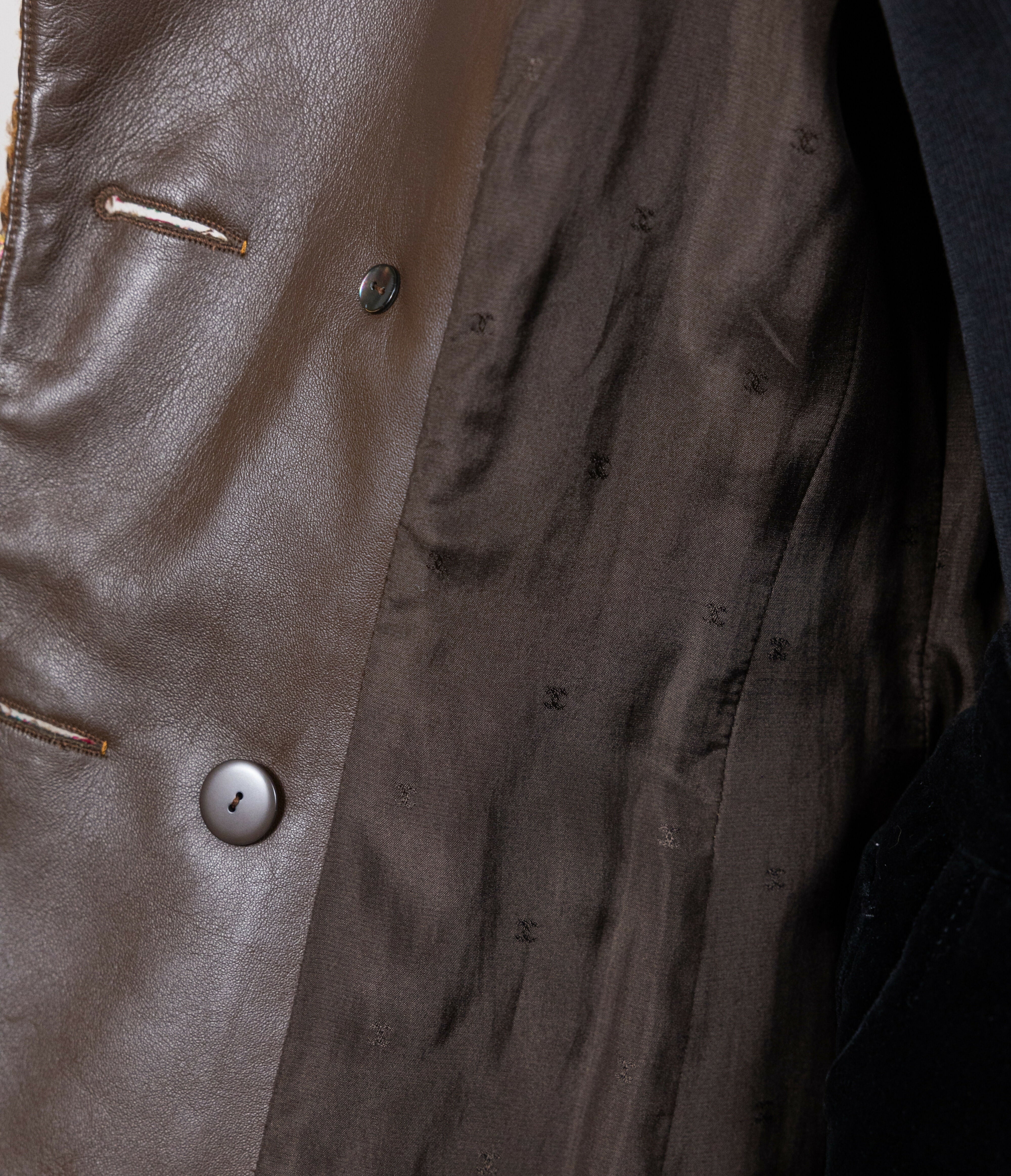 Chanel 1992 Spring/Summer Vintage Brown Tweed and Leather Jacket - Image 8