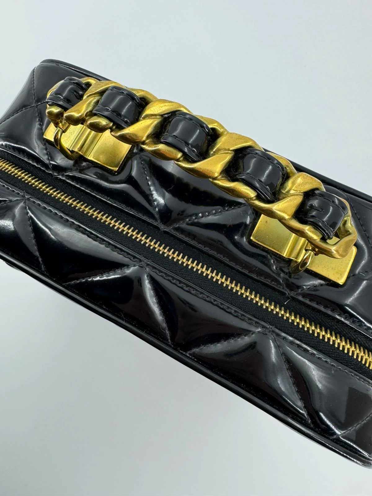 Chanel 1994-96 Black Patent Leather Large Vanity Case - Image 35