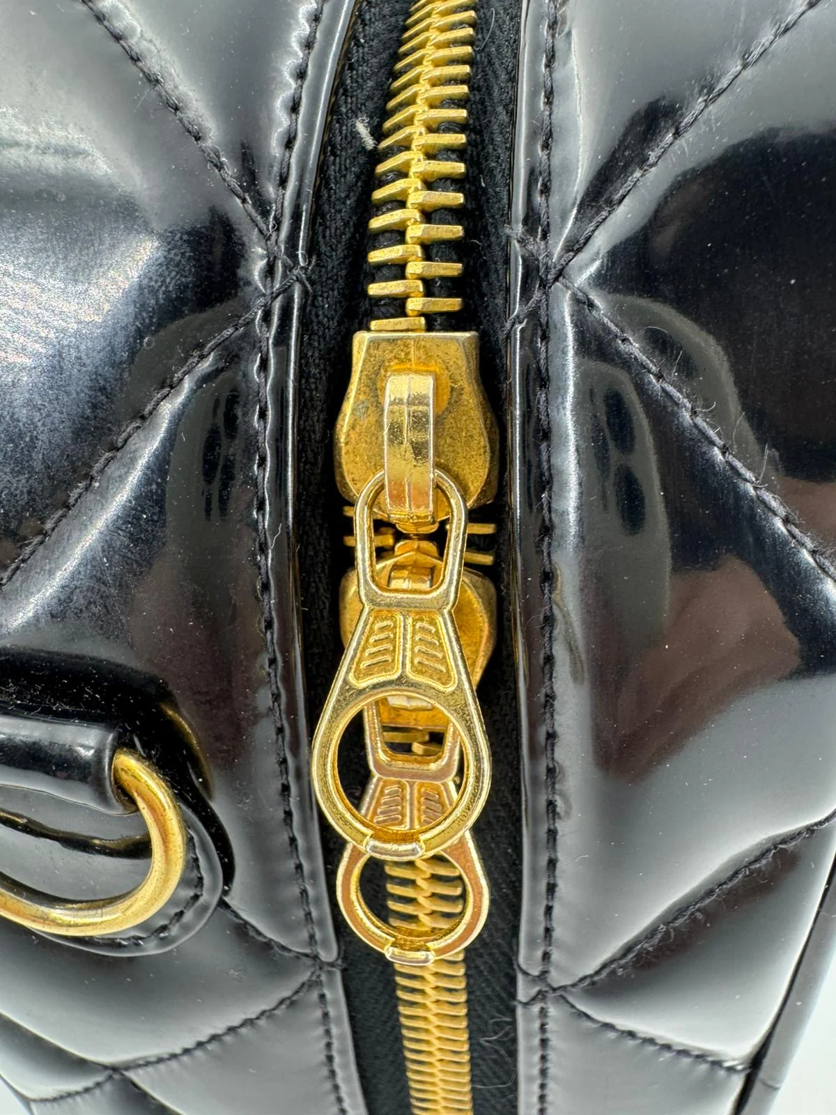 Chanel 1994-96 Black Patent Leather Large Vanity Case - Image 37