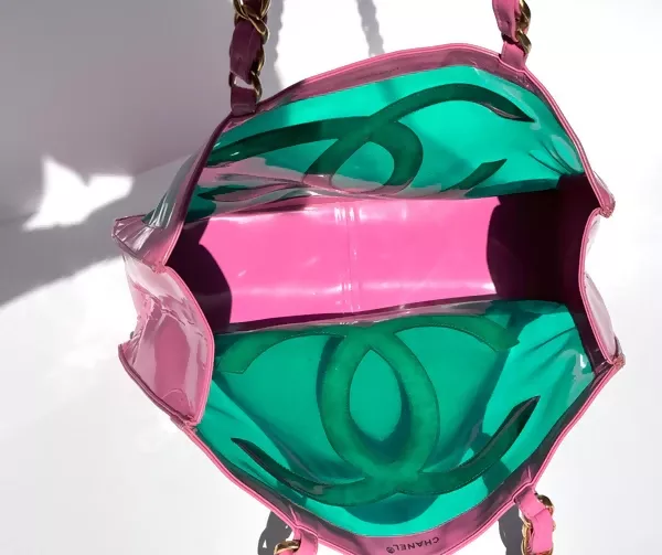 Chanel 1995 Spring/Summer Barbie Collection Vintage Pink Patent and Green PVC Tote - Image 6