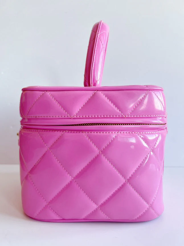 CHANEL 1995 Vintage "Barbie" Heart-Mirror Vanity Case Bag in pink - Image 3