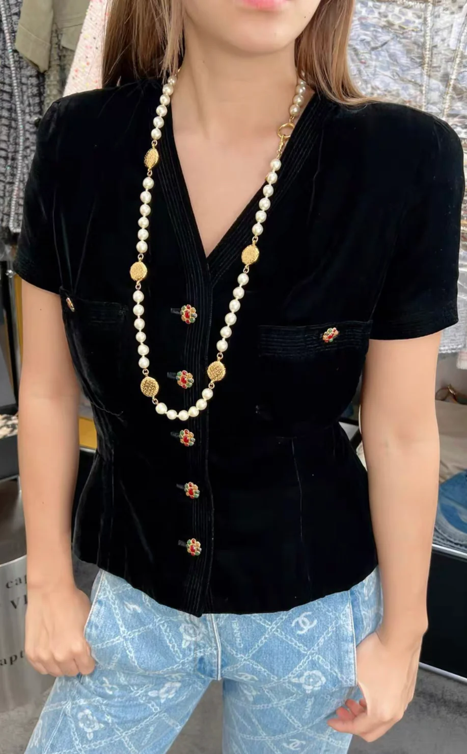 Chanel 1996 velvet shirt size 40 - Image 5
