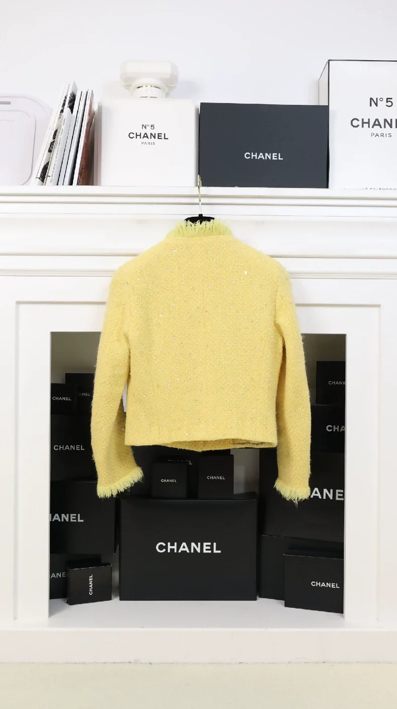 Chanel 1997 Yellow Sequinned Jacket - Image 2