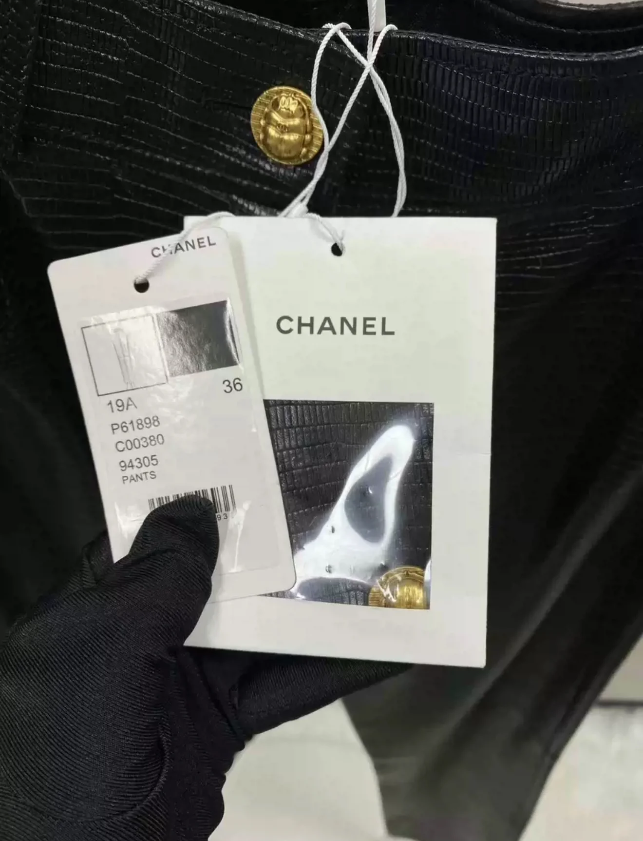 Chanel 19A Black Leather Pants - Image 4