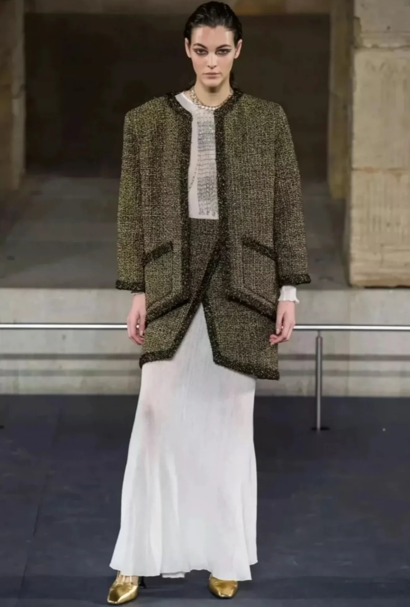 Chanel 19A creamy white knitted long dress - Image 6