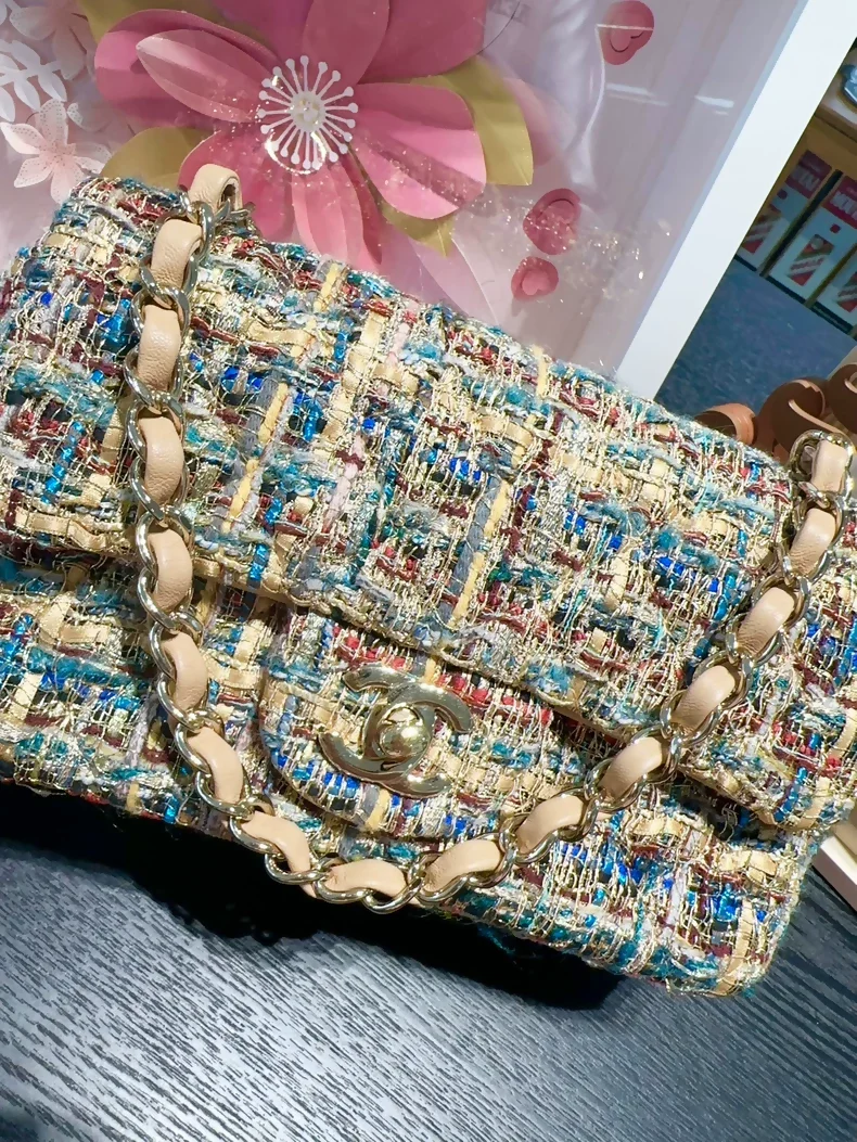 Chanel 19A mixed gold tweed CF mini chain bag - Image 2