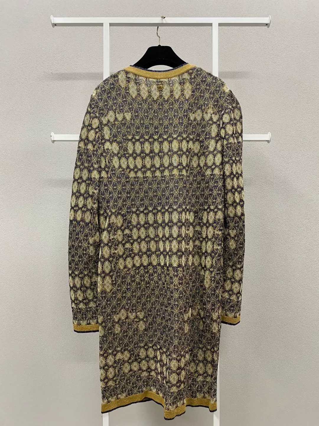 Chanel 19A Egyptian series gold thread knitted dress - Image 2