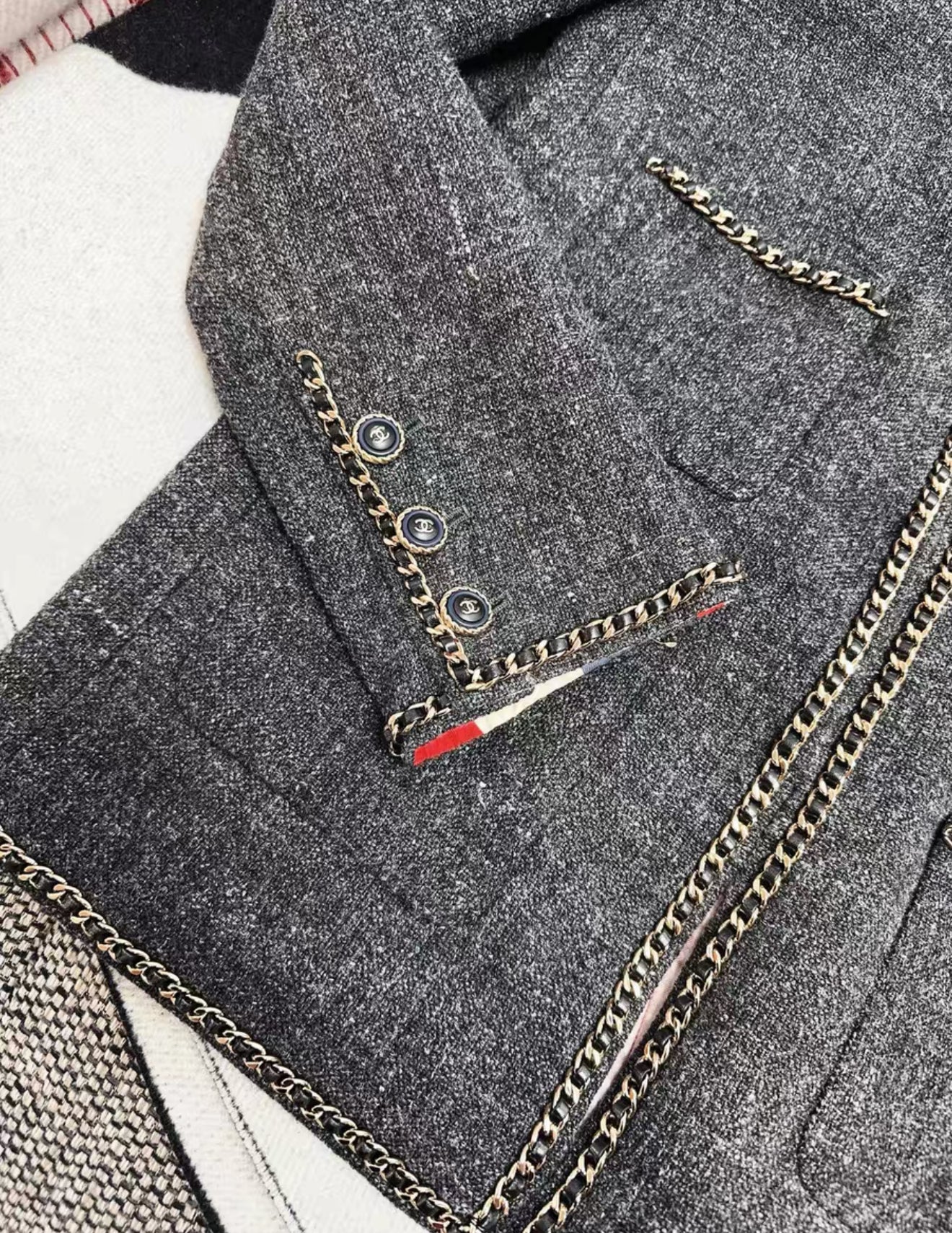Chanel 19b Gray Tweed with gold Chain jacket - Image 3