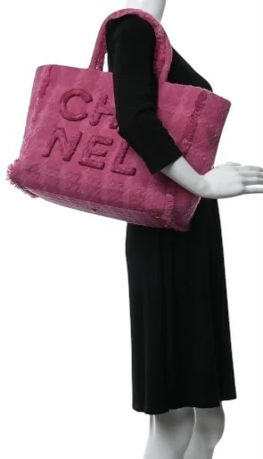 Chanel 19K Giant Large Logo Pink Fuscia Wool Tweed Shopping Bag GHW - Image 4