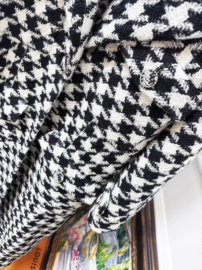 Chanel 19K black & white Houndstooth Long Coat - Image 5