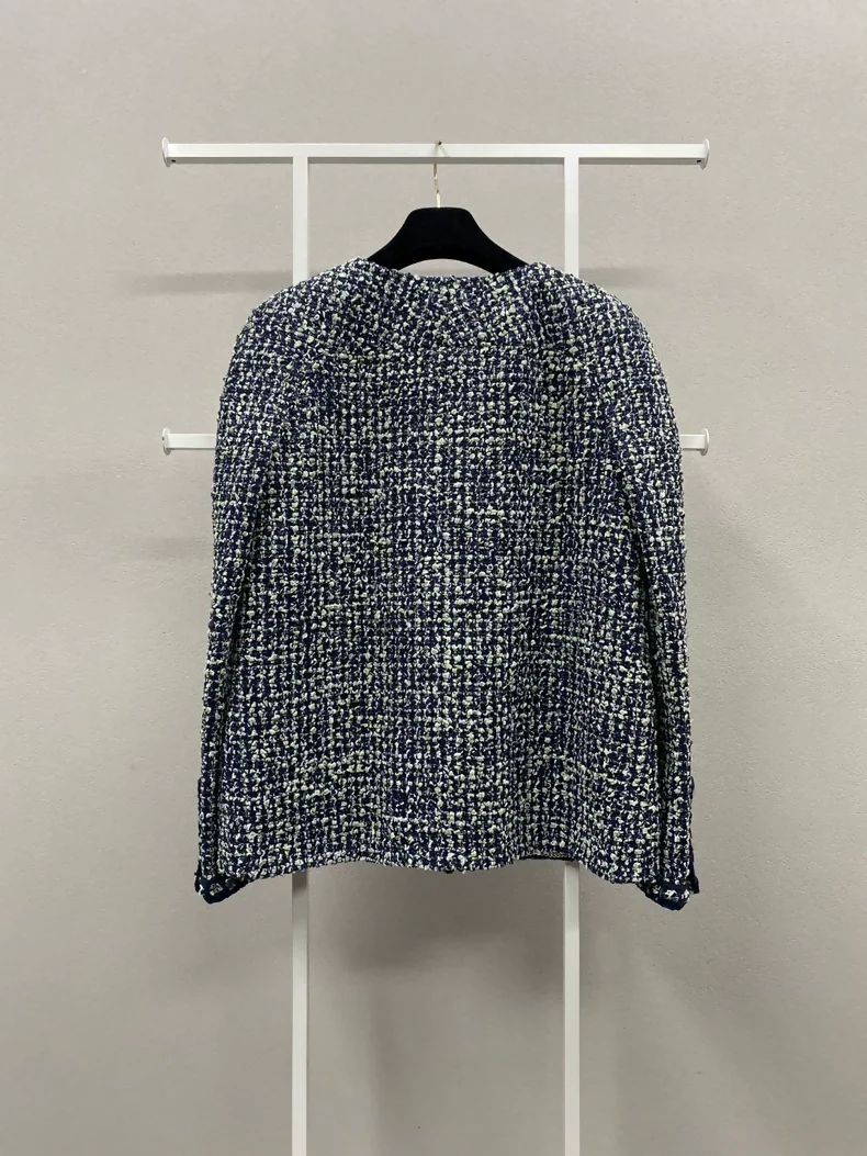 Chanel 19P dark green tweed jacket - Image 2