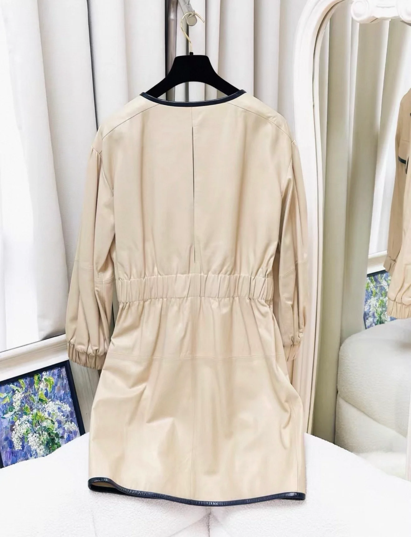 Chanel 19S beige leather jacket - Image 4