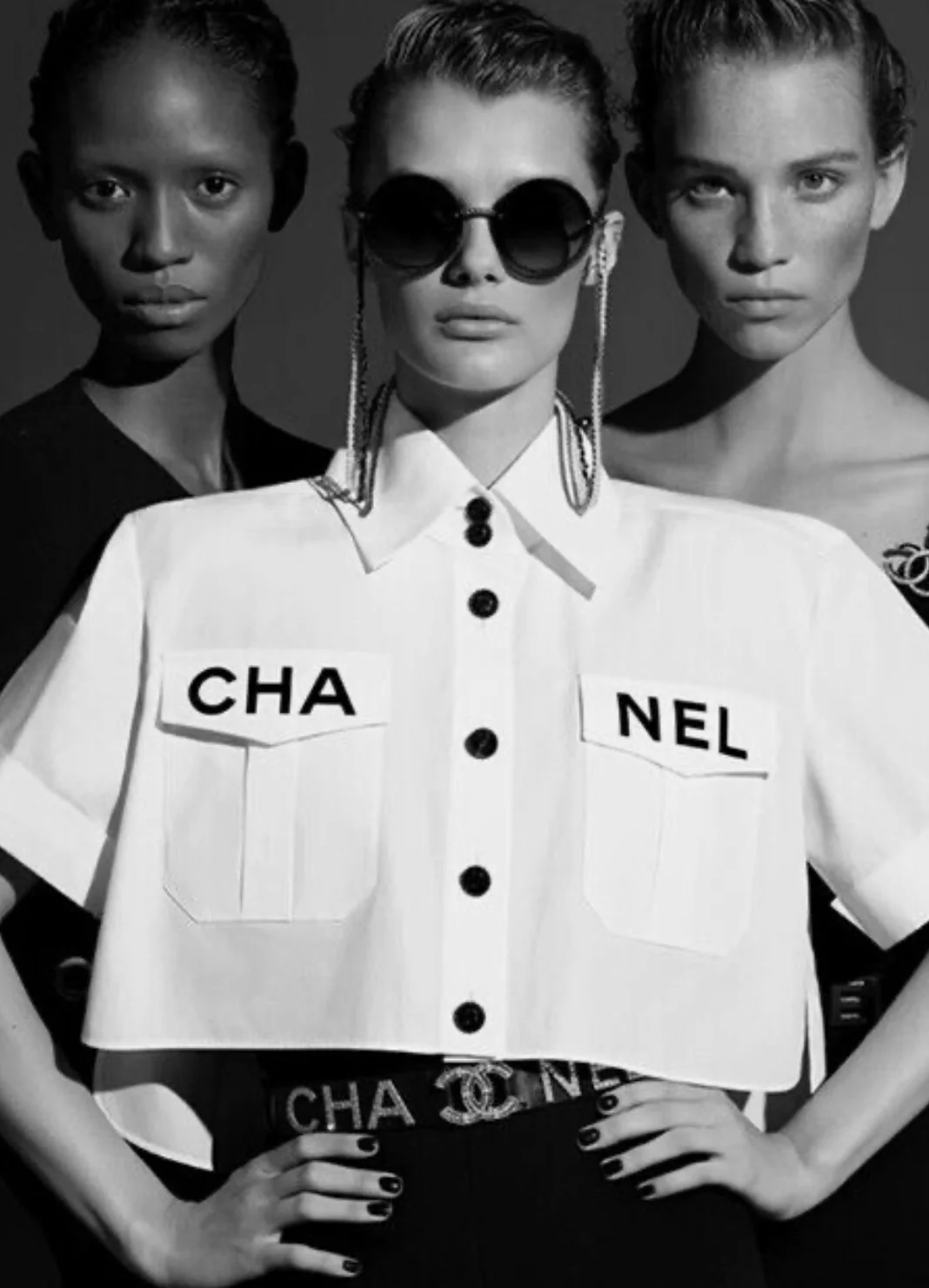 Chanel 19S LOGO CROP BLOUSE SHIRTS TOP IN WHITE size 36 - Image 6