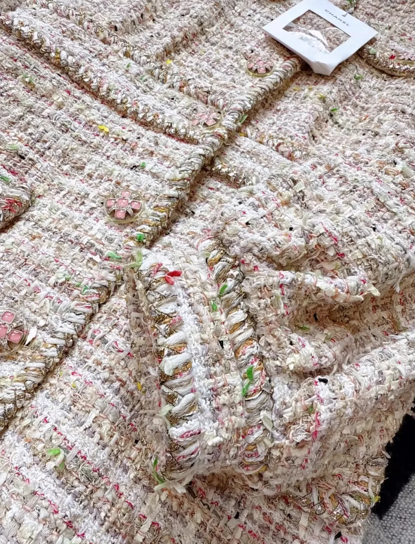 Chanel 19S Multicolor Tweed Dress very rare - Image 3