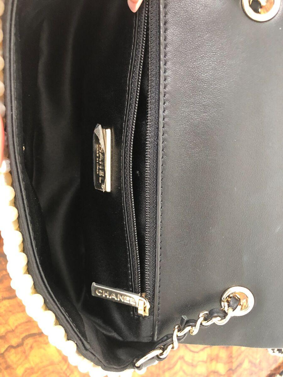 Chanel 19S Pearl Mini Rectangular Flap Bag - Image 10