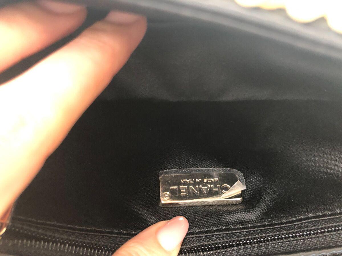 Chanel 19S Pearl Mini Rectangular Flap Bag - Image 11