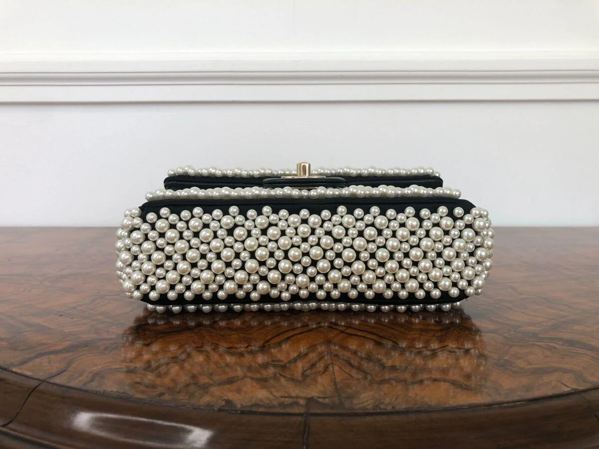 Chanel 19S Pearl Mini Rectangular Flap Bag - Image 3