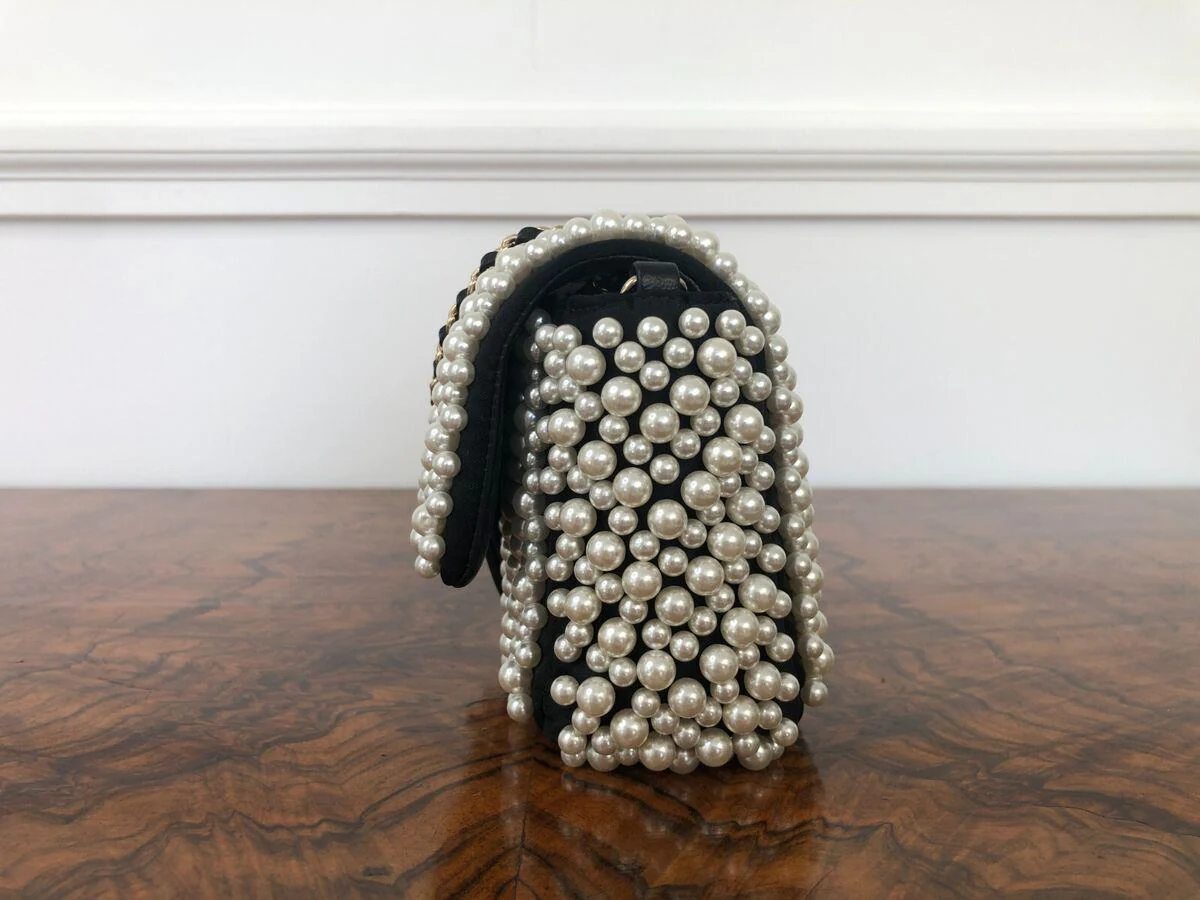 Chanel 19S Pearl Mini Rectangular Flap Bag - Image 5