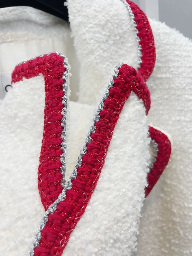 Chanel 20 white red tweed jacket - Image 3