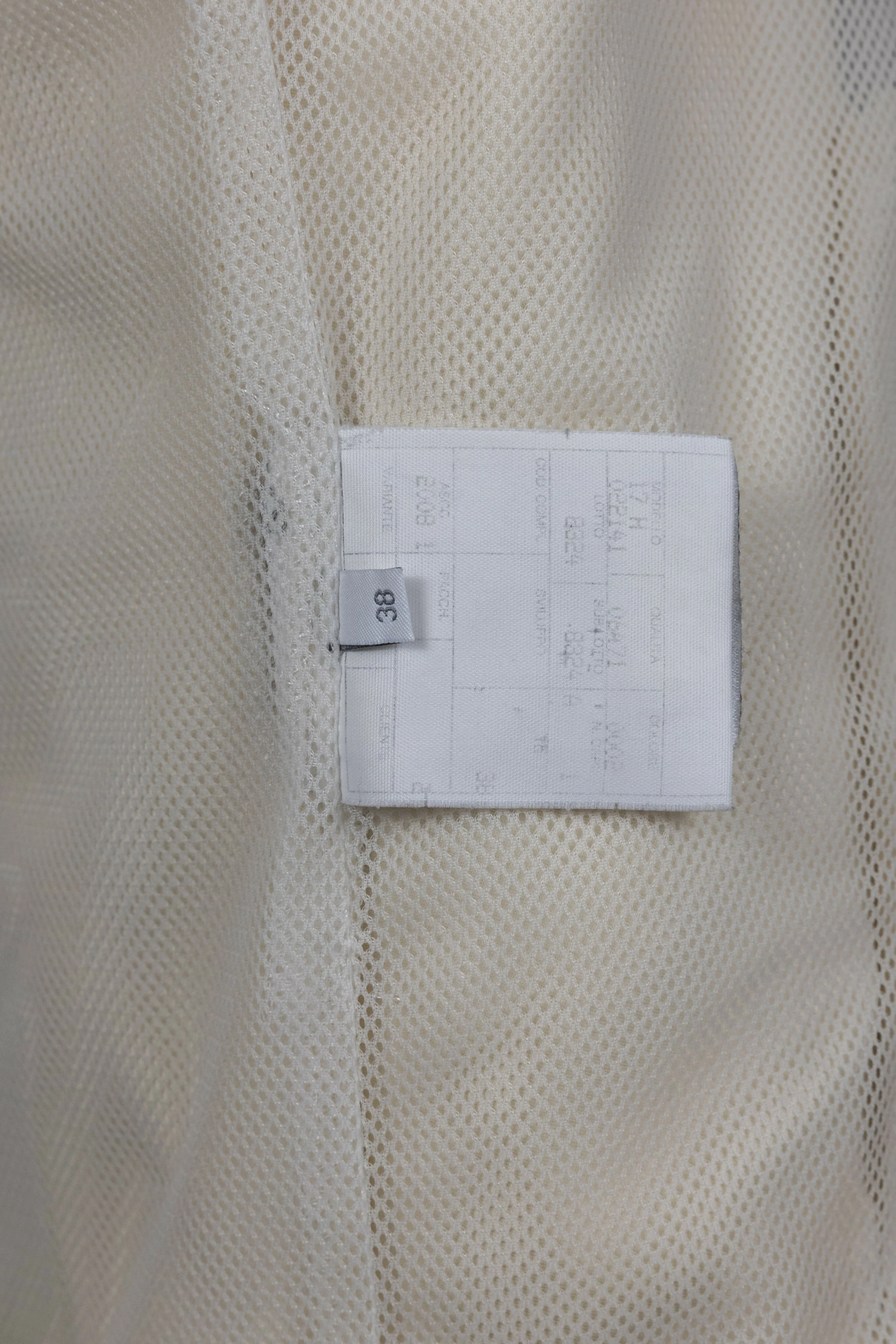 Chanel 2002 Spring/Summer Vintage Cream CC Logo Star Bomber Jacket - Image 14