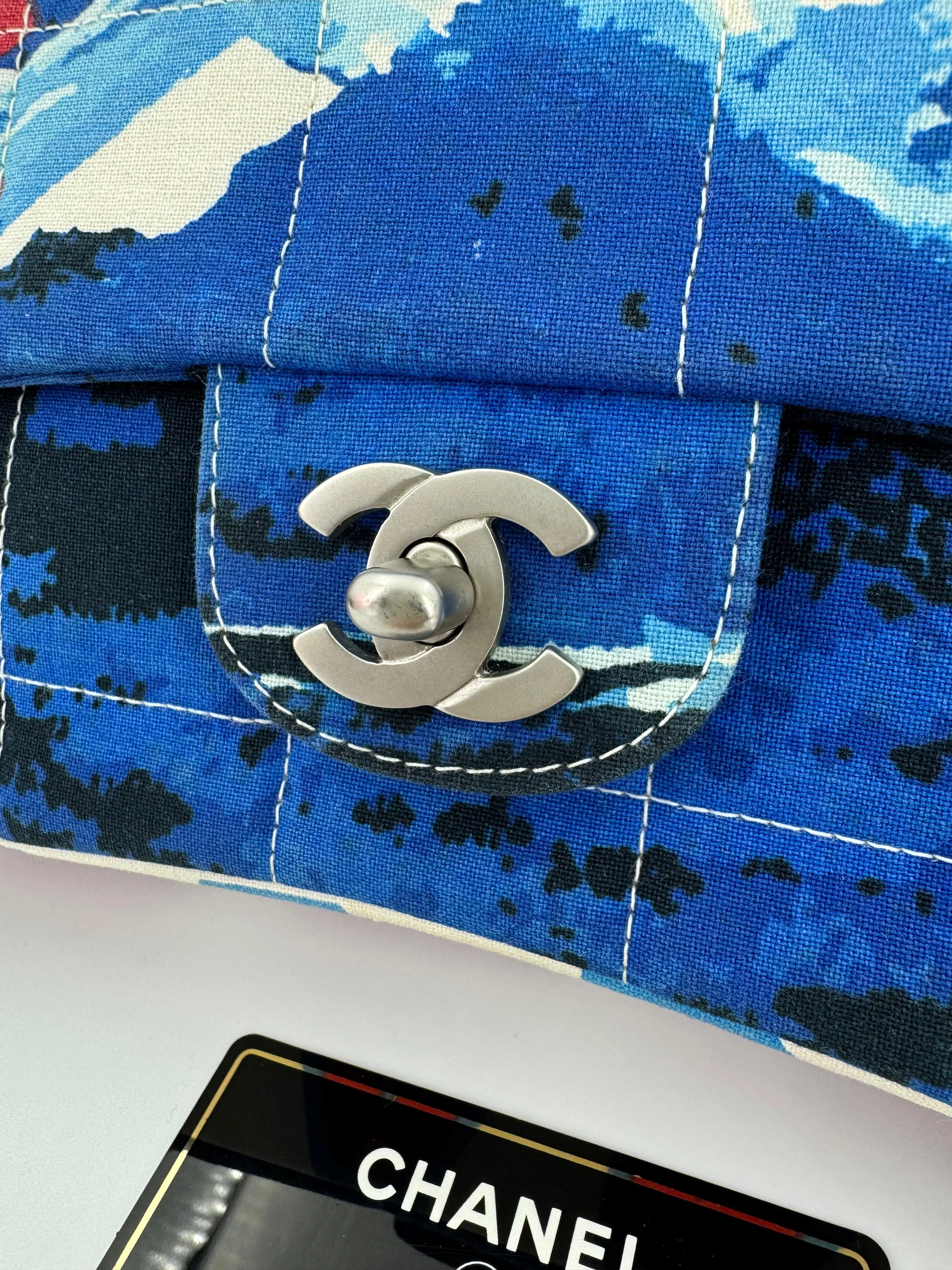 Chanel 2002 Surf Line Choco Bar Flap Bag - Image 2