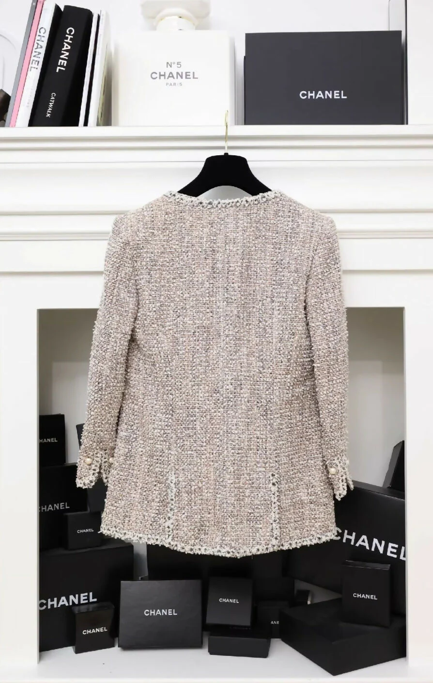 Chanel 2003 Tweed Pearl Jacket - Image 2