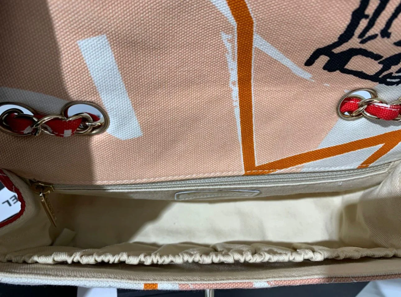 CHANEL 2005-2006 Paris Map shoulder bag - Image 8
