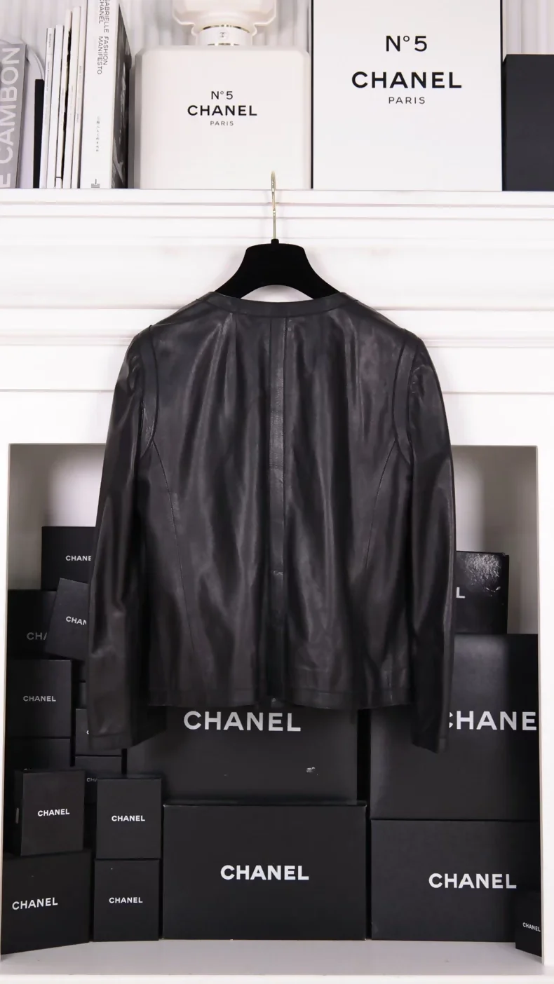Chanel 2009 Black Lambskin Heart Leather Jacket - Image 2