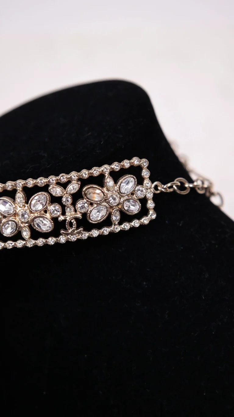 Chanel 2009 Moscow Collection Rhinestone Bow Choker Necklace - Image 2