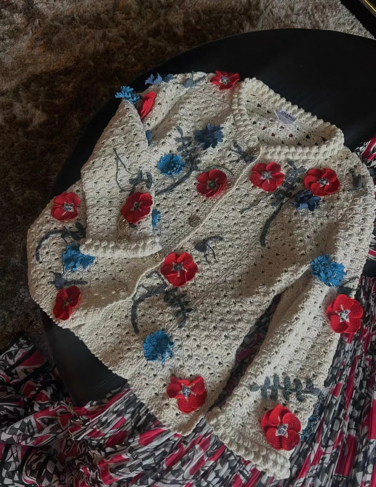 Chanel 2010 Colourful Floral Embroidered Cardigan - Image 2