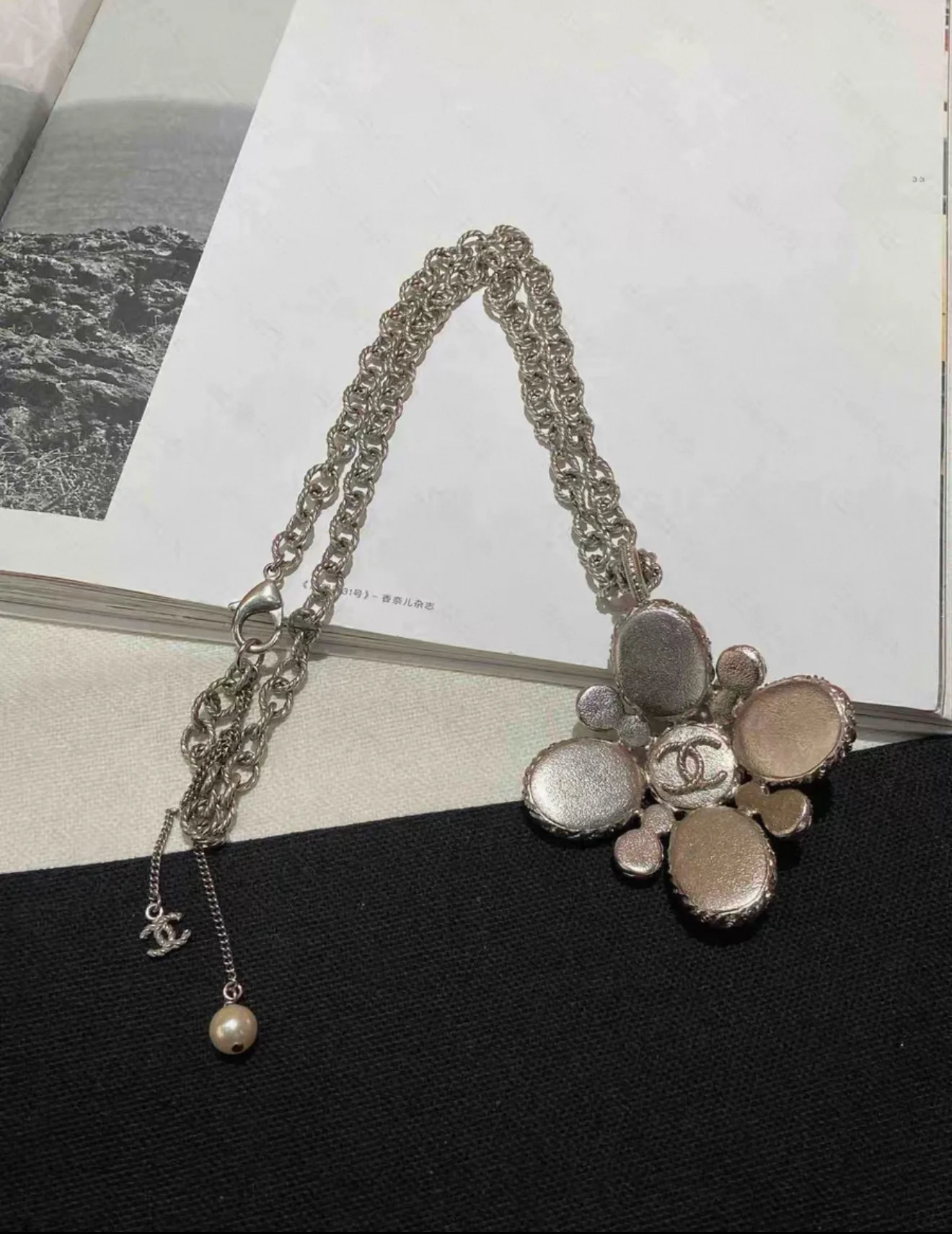 Chanel 2013 Blue/Silver Cross pendant necklace - Image 3