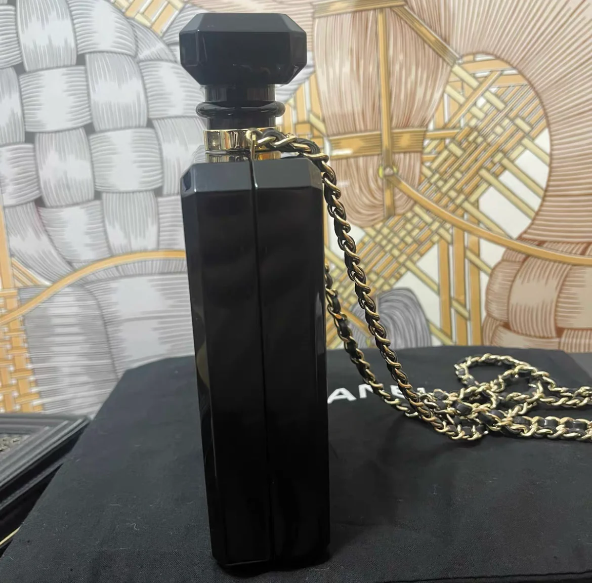 CHANEL 2013 N5 Perfume Bottle Minaudière Clutch Bag - Image 3